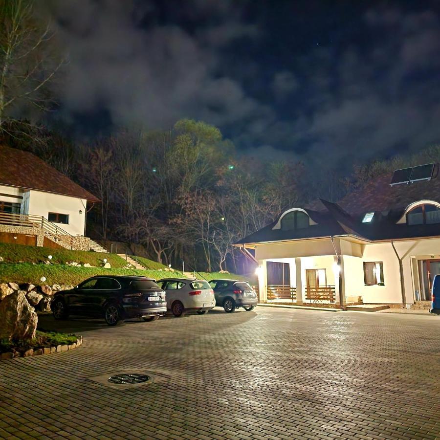 Hotel Provence Suceava Exterior foto